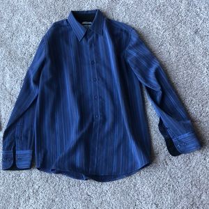Men’s dress shirt